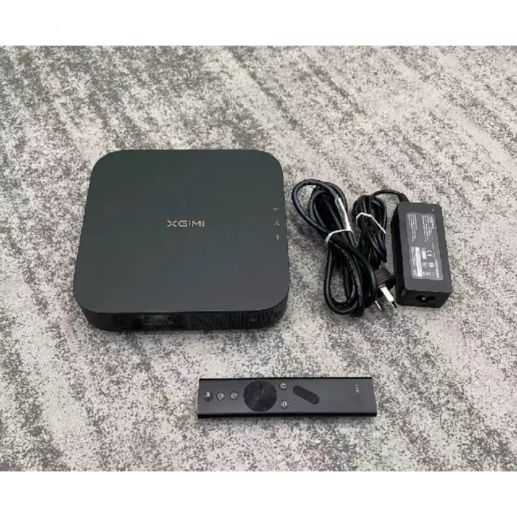 โปรเจคเตอร์อัจฉริยะ XGIMI NEW Z6X  /  Z6X สำหรับห้องนอน ขนาด 0.33 นิ้ว - ใหม่ 90%