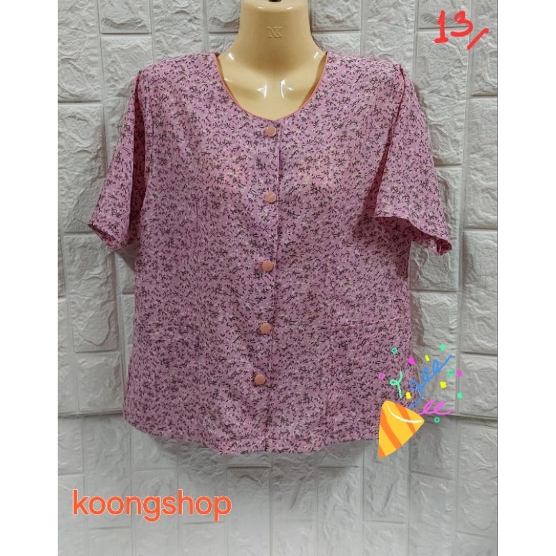 เสื้อคนแก่,เสื้อแม่บ้าน,เสื้อผู้สูงอายุ ,เสื้อคุณยาย แขนสั้น มีกระเป๋า ใส่ไม่ร้อน รอบอก38-44นิ้ว**ร้านขวัญใจคนแก่**