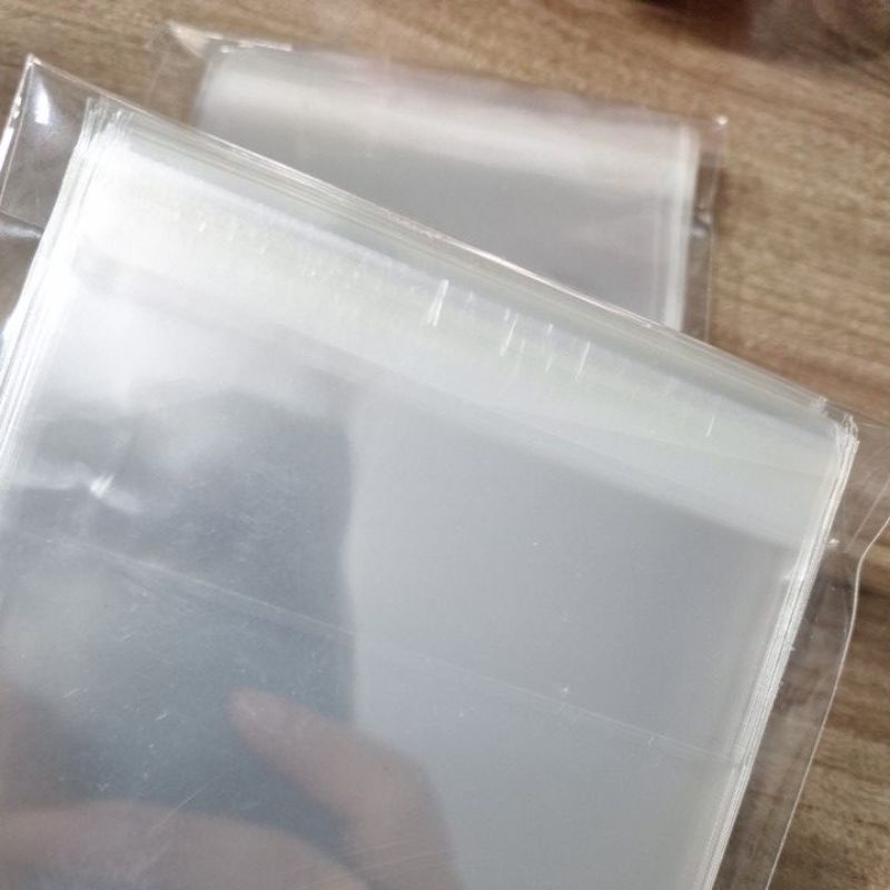ถุงแก้ว ฝากาว ขนาด 4 * 6 นิ้ว ไม่มีหัว มีจำนวน 50 ใบและ 100 ใบ