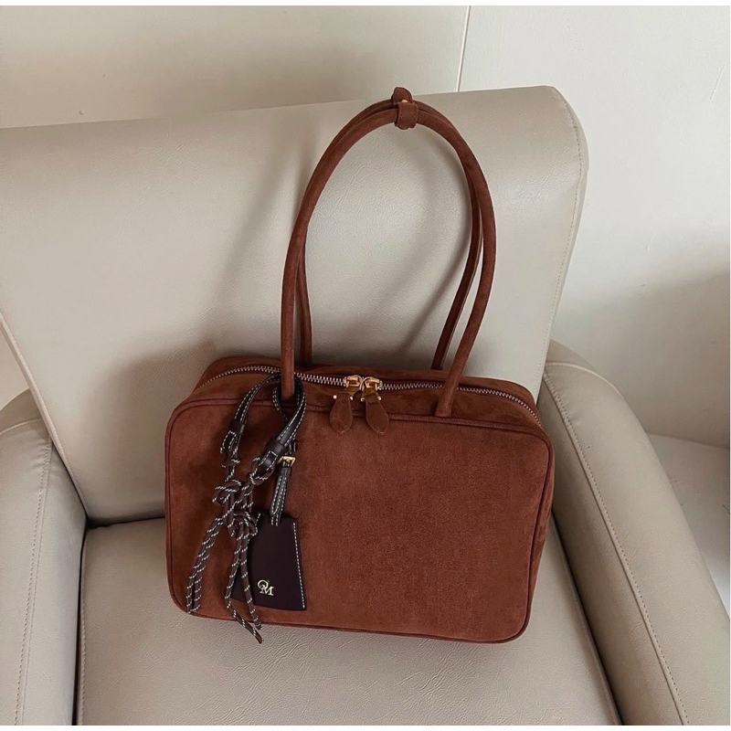 Ganni suede Bag สีน้ำตาล