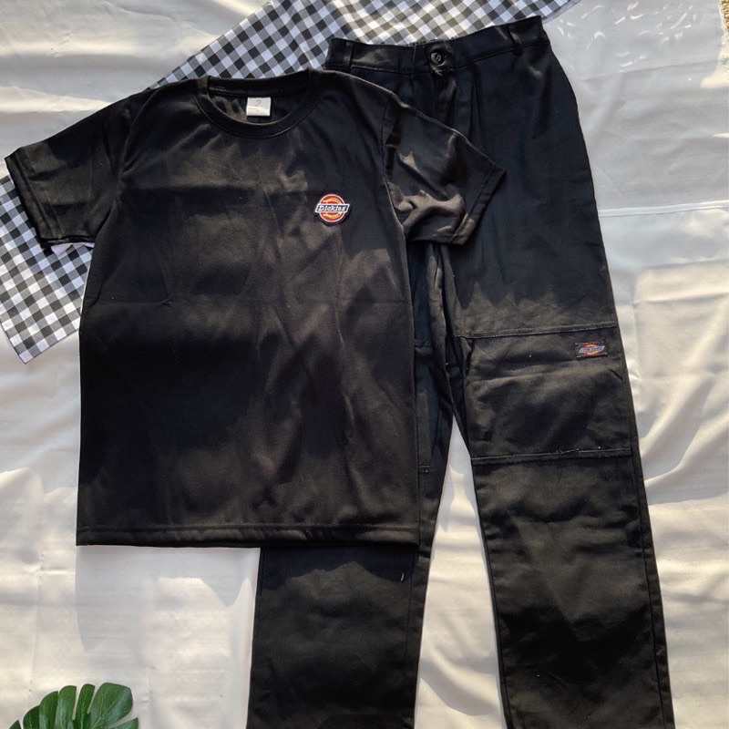 เสื้อยืด dk +กางเกงขายาวทรงกระบอก