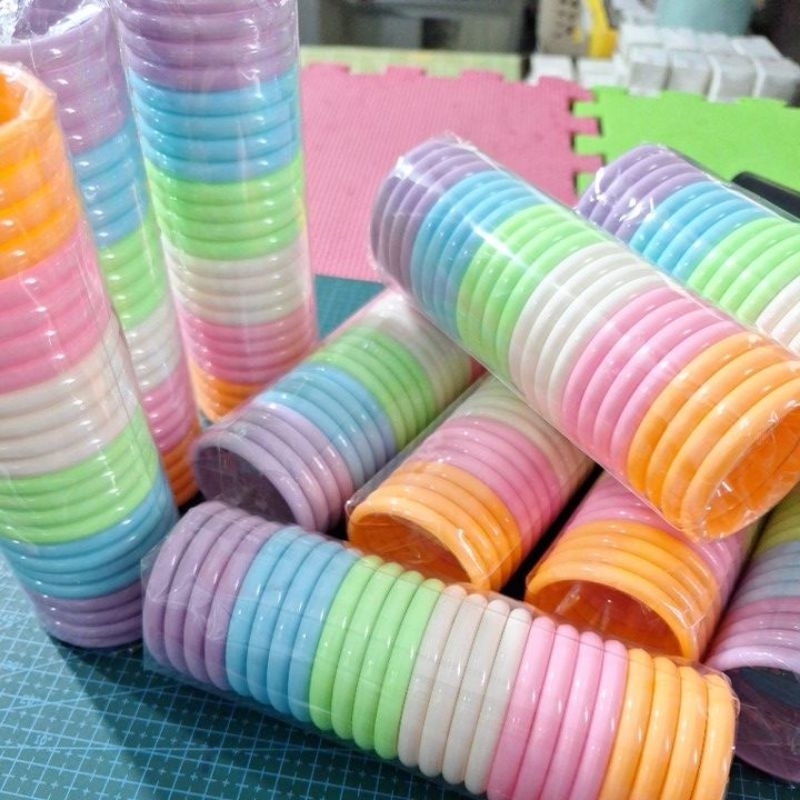 กำไล เด็ก สีหวาน 1 แพ็คมี 24 วง 6 สี สำหรับกำไลข้อมือ กำไลงานวัด ขนาด 5 cm