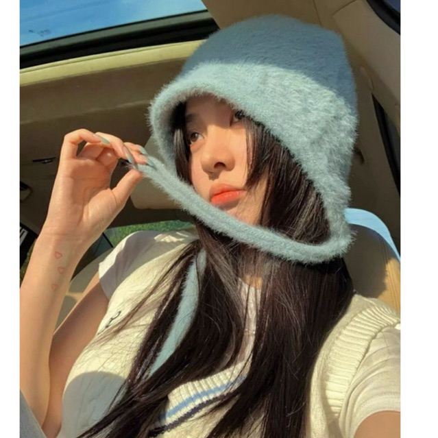พร้อมส่ง หมวกบีนนี่ ผ้าขนนุ่มนิ่ม มีสายแบ้วๆ