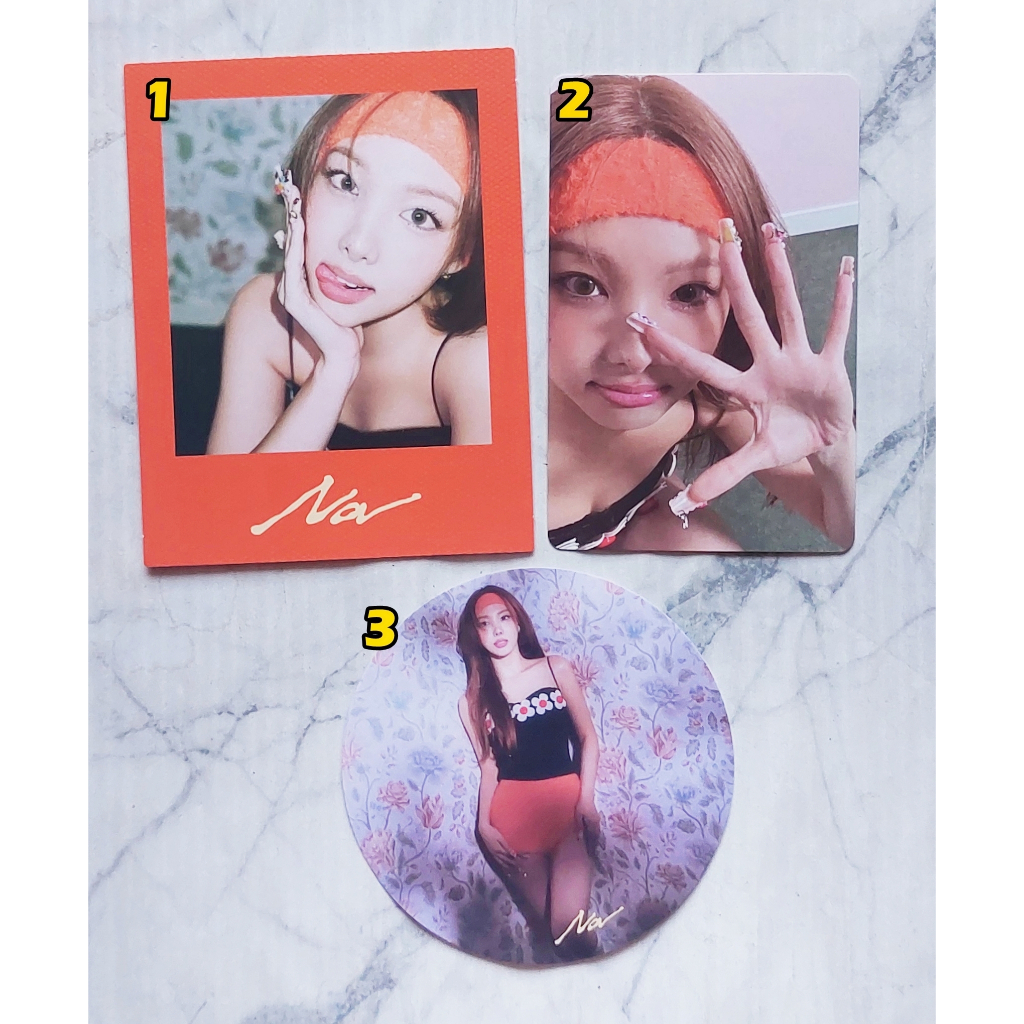การ์ด และ Sticker จาก CD อัลบั้ม NAYEON ( TWICE ) - NA Album เวอร์ D ของแท้ พร้อมส่ง Kpop Card ทไวซ์
