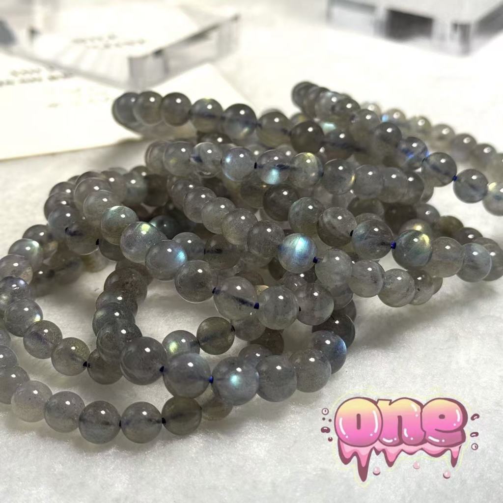 ลาบราดอไลท์ (Labradorite) ลาบราโดไรท์ธรรมชาติสีฟ้า ลาบราดอไรท์ ลาบราโดไลท์ กำไลหิน ลาบราดอไรท์