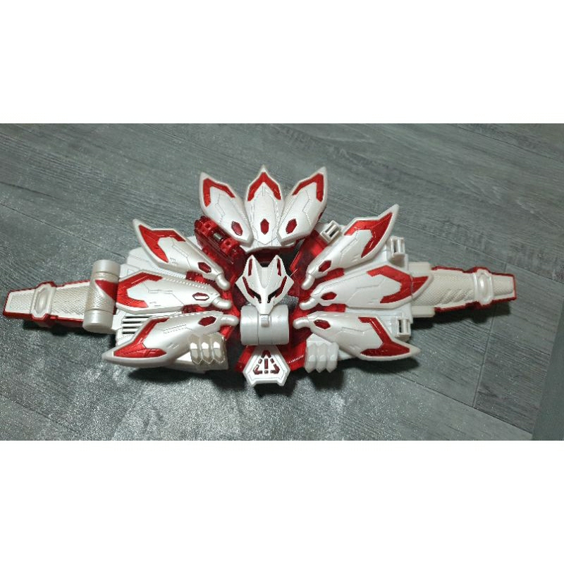 Kamen rider Geats Mark 9 DX Bandai