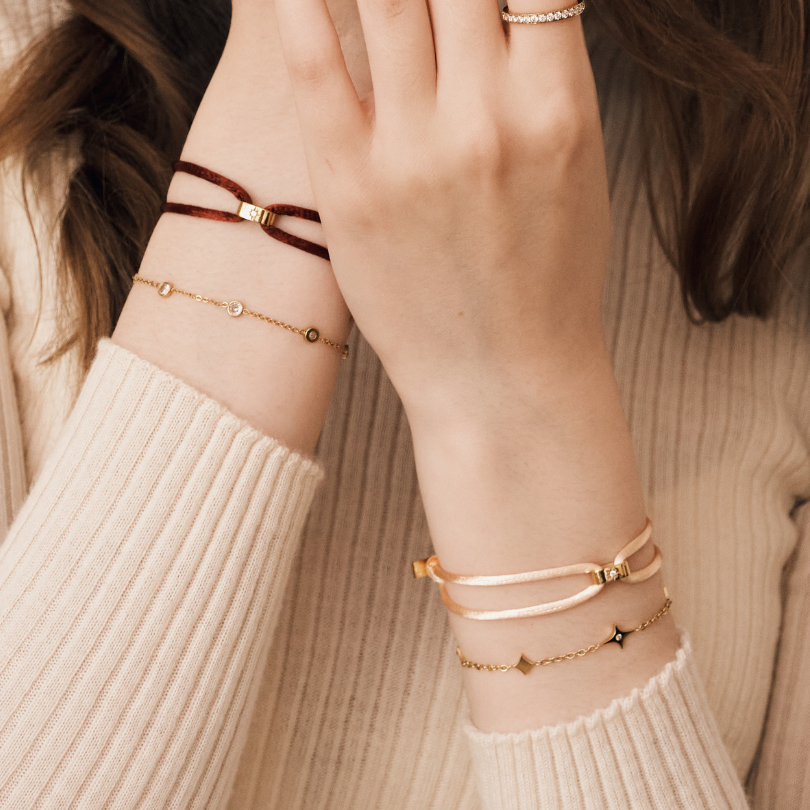 Bemet mini pave star cord bracelet กำไลเชือกตี้ดาว (แจ้งสีเชือกและขนาดข้อมือในแชท)