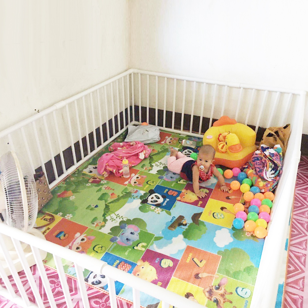 FLASHSALE ลดราคา คอกกั้นเด็ก แถมฟรีจุกยางยึดพื้น【ส่งแบบแผง】 สินค้าดี Babypvc