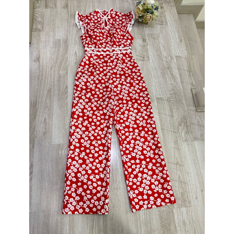Used ชุดจั๊มสูทตรุษจีนกี่เพ้า ชุดjump suit ❤️ 379 บาท❤️ แบรนด์Stylista Size S,M อก ได้ถึง34” ใส่ตรุษ