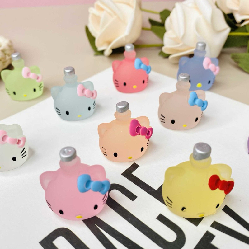 พร้อมส่งจากไทย เรซิ่น ขวดคิตตี้ ใสโมเดลจิ๋ว สีสันน่ารักสดใส ใช้ตั้งโชว์ ประดับตกแต่ง diy