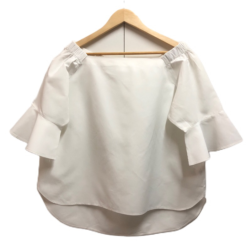 IEDIT เสื้อเกาะไหล่ แขน 3ส่วน ป้าย LL มือสอง