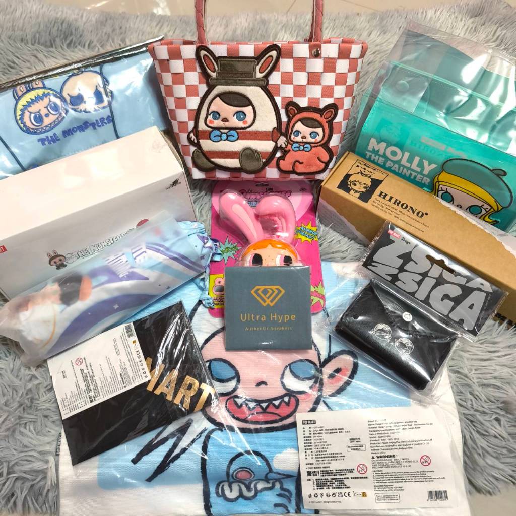 [💖โล๊ะขาดทุน ของแท้ 100%💖] ของจาก POPMART กระเป๋า / ร่ม / พาสปอร์ตของจาก Popmart ofiicial แท้100%