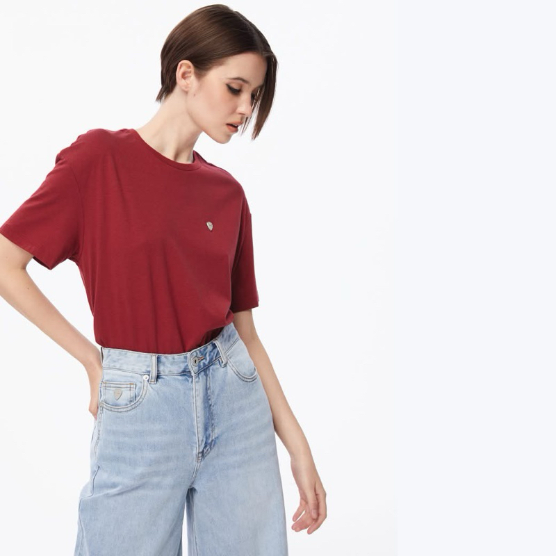 CPS X-LARGE Brand เสื้อยืด คอวี สีแดง ผ้าCotton 100% ใส่สบายๆ ได้หลากหลายโอกาส