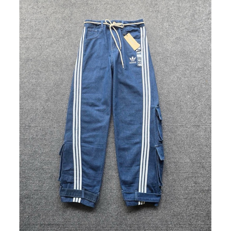 Adidas Denim cargo กางเกงยีนส์เอวสูง ทรงคาร์โก้ สีเข้ม