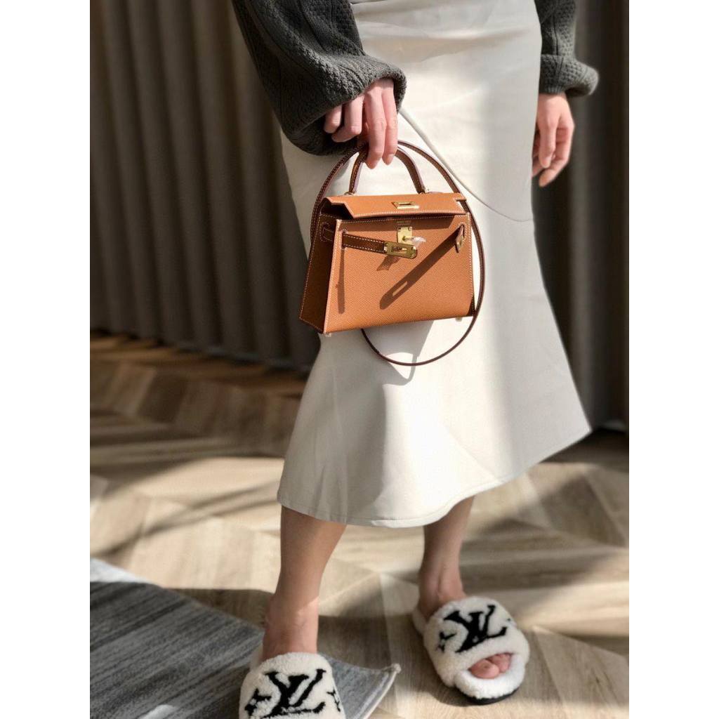 กระเป๋าสะพายข้างแฟชั่นผู้หญิง KL epsom pu premium 21 cm(8.5นิ้ว) สาย 1เส้น