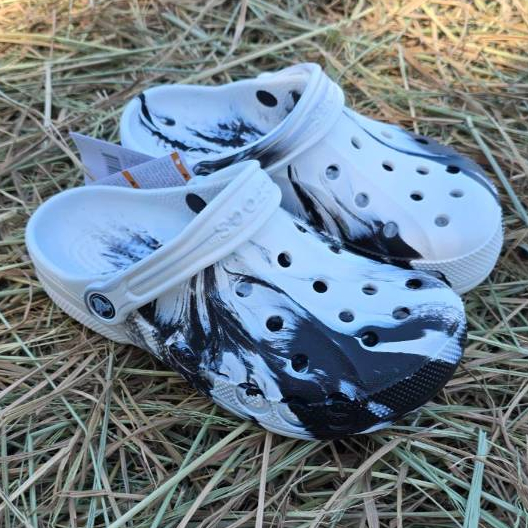 Free 2 Jibbitzs/Pair รองเท้า Classic Baya Crocs Clog หิ้วนอก ถูกกว่าshop✨(สินค้าพร้อมจัดส่งจากไทย)✨