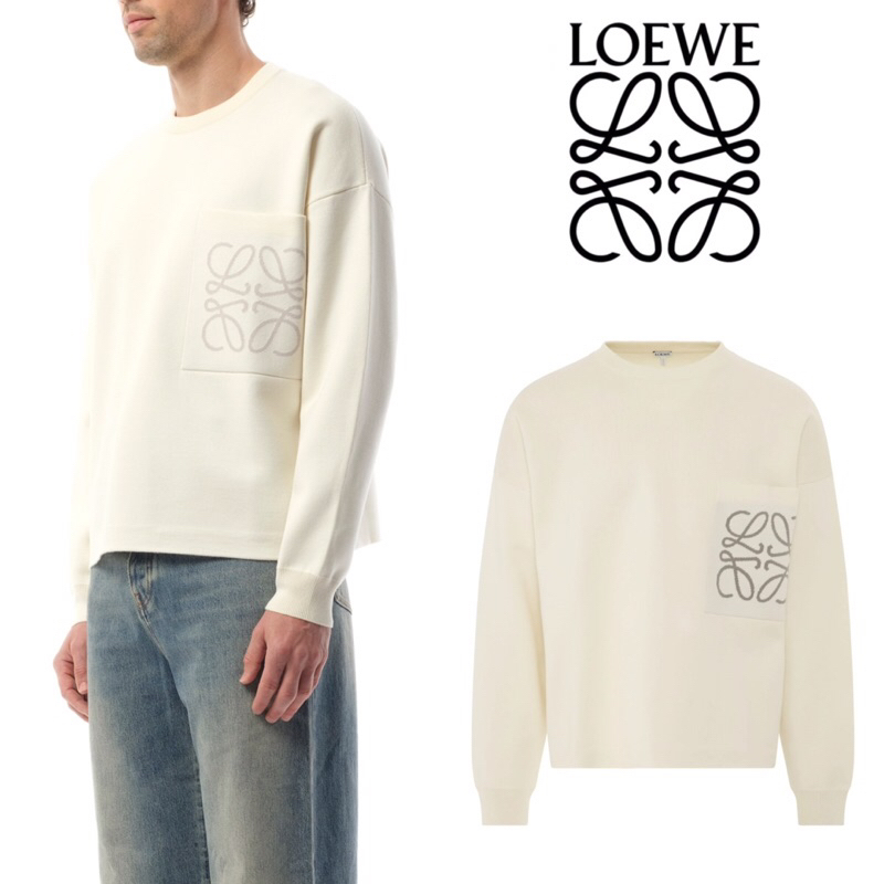 เสื้อสเวตเตอร์ไหมพรมแขนยาว Loewe Anagram Pocket Sweater (สีขาวครีม)