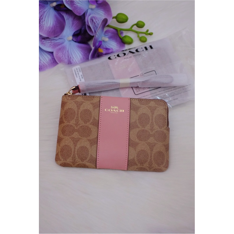 ❗️❗️แท้💯 กระเป๋าสตางค์คล้องมือ Coach Corner Zip Wristlet In Signature Canvas With Stripe (CW854)❗️❗️