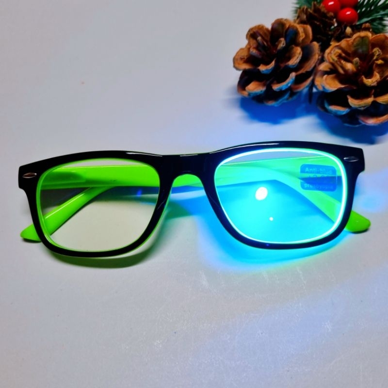 แว่นสายตายาว anti-blue light รุ่น A206 ช่วยกรองแสงมือถือและคอมพิวเตอร์