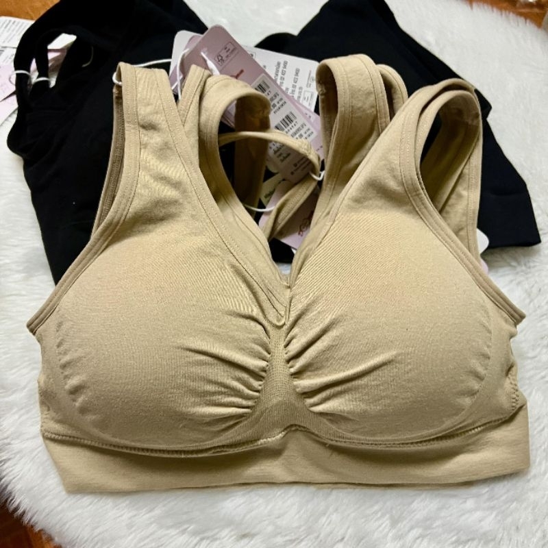 sabina lady SBXA890  happy bra easy เสื้อชั้นในซาบีน่า ทรงตะขอ ใส่นิ่ม กระชับ ไร้โครง ฟรีไซส์