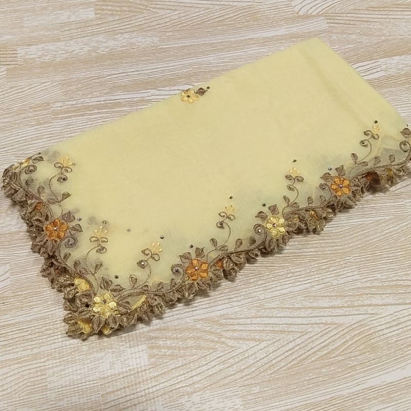 ☘️[ บาวาพรีเมี่ยม ]  ปักดอก Embroidery Handmade Scarf ติดเพชรแวว รหัส S83