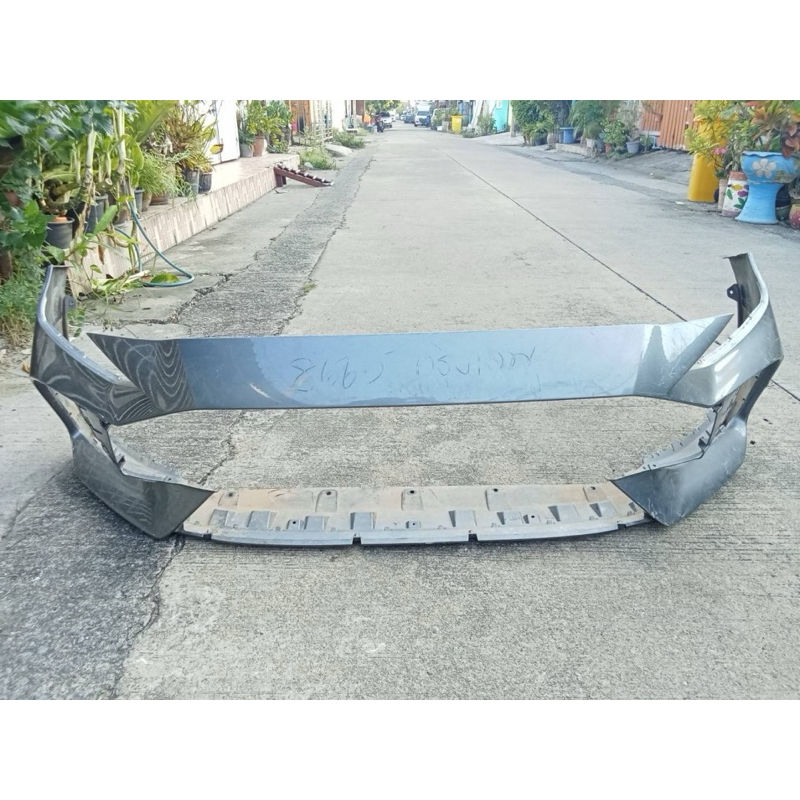 (สามารถนำไปทำสีได้เลย)กันชนหน้า MG5 กันชนแท้มือ 2 สภาพสวย