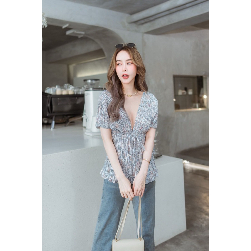 🧶🍒🦩เสื้ออัดพลีสแขนตุ๊กตา🦩🍒🧶มีทั้งหมด 6ลาย🛍️