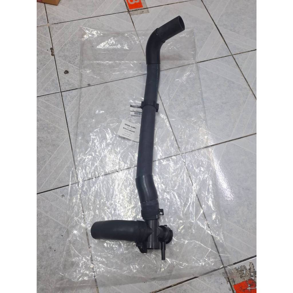 ชุดท่อยางหม้อน้ำบน NISSAN TEANA J32 เครื่อง VQ25DE B1501-JN20B HOSE-TOP
