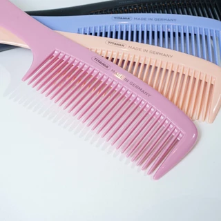 TITANIA Comb with handle Big หวีซี่มีด้าม หวีซี่ ขนาด 21 cm. นำเข้าจากเยอรมันนี