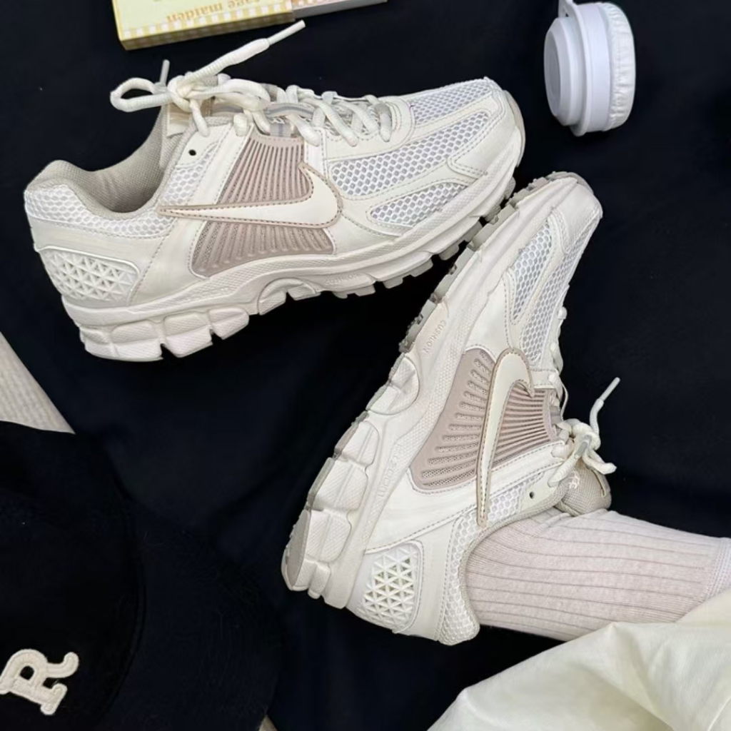 🔥พร้อมส่ง🔥✨ Nike air zoom vomero 5 (FQ6868-111) (FQ6868-181) (FD9919-001)   รองเท้าผ้าใบจริง sneakers Unisex 💯%