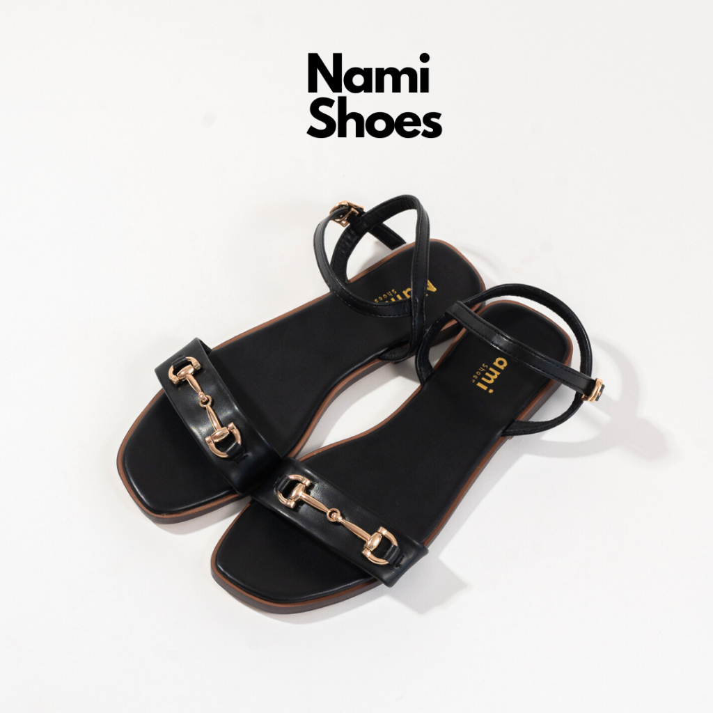 Nami รองเท้ารัดส้น รุ่น Lisa Black แต่งอะไหล่ทองเพิ่มความโดดเด่น ใส่ทรงสวยและสบายมาก รองเท้าส้นเตี้ย 007