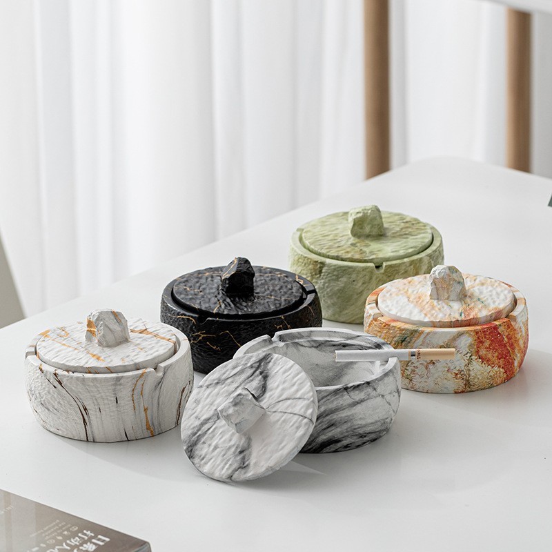 ที่เชี่ยบุหรี่ กล่องใส่เครื่องประดับสำนักงาน ที่เขี่ยบุหรี่ดีไซน์สร้างสรรค์ Ashtray