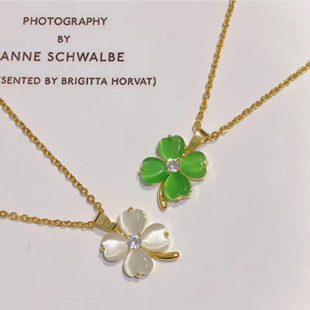 สร้อยคอรูปดอกไม้ มีให้เลือก2สี เครื่องประดับส้อย สินค้าพร้อมส่ง #031