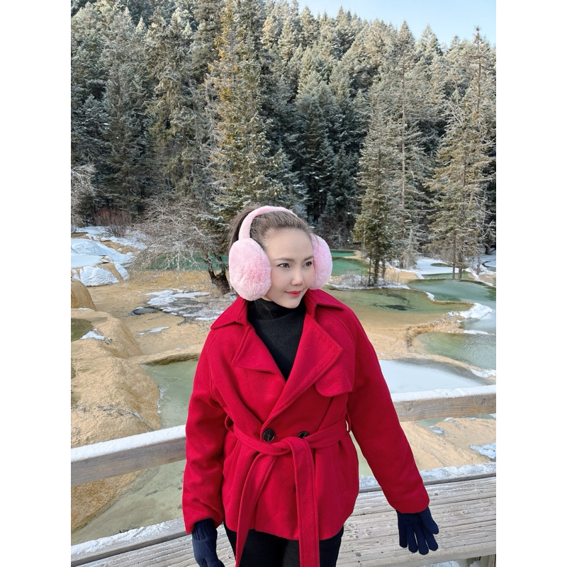 เสื้อโค้ท flat2112 สีแดง มือสอง ใส่ครั้งเดียว ติดลบใส่ได้