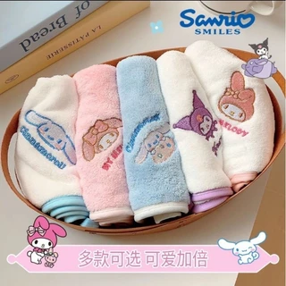 พร้อมส่ง 1เซ็ตได้ 5 ผืน *คละลาย* ผ้าเช็ดหน้า ผ้าเช็ดมือ ลายการ์ตูน sanrio น่ารักมาก ล็อตใหม่ ถุงซิป สกรีนลาย