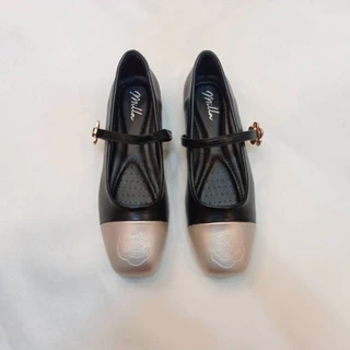 New!!! น่ารักไปกับรองเท้าแมรรี่เจน ประดับด้วยเข็มขัดดอกไม้สีทอง วัสดุเป็นพื้นยาง ไม่ลื่น Mary Janes
