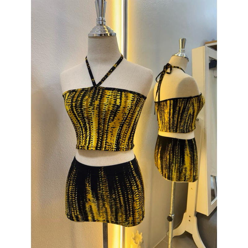 ชุดเซตสีเหลืองดำ สายฝอ คล้องคอ A2H STORE มีตัวเดียวในโลก