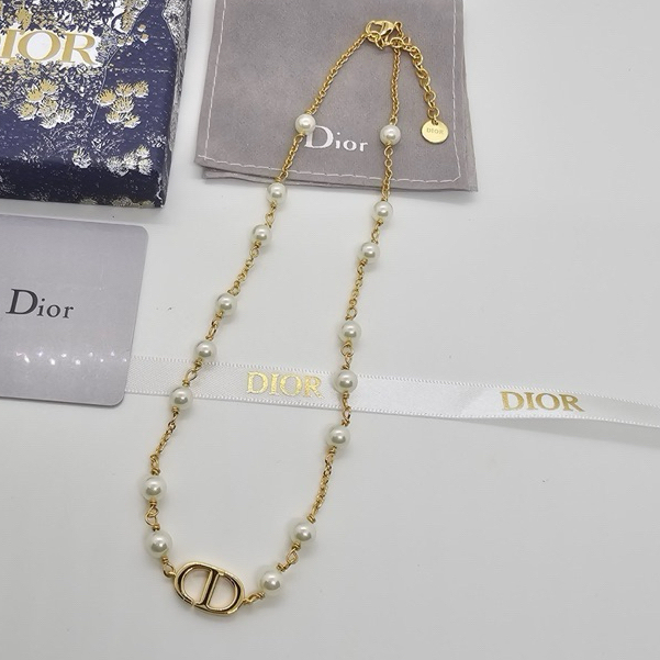 CD 2023 SS PETIT CD MEXKLACE สร้อยคอประดับไข่มุก สายโซ่ สลับไข่มุก จี้CD งานปั๊มแบรนด์ งานสวยรับประกัน ใส่ได้ยาวนาน