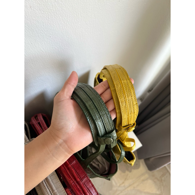 ⚡️พร้อมส่ง⚡️ RATCHA_กระเป๋าหนังจระเข้แท้ ที่รองบ่าหนังจระเข้แท้ Shoulder Pad