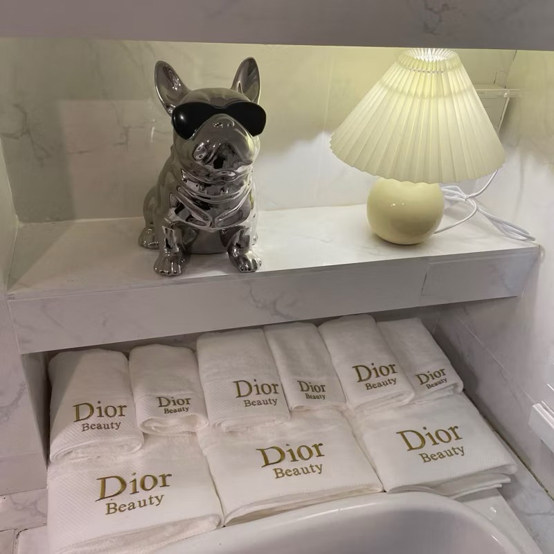 🔥VIP Gift เซ็ตผ้าเช็ดตัว CD 3 ผืน +ถุงกระดาษ,กล่องของแท้ สมนาคุณจากเคาท์เตอร์แบรนด์ - รูปที่ 7