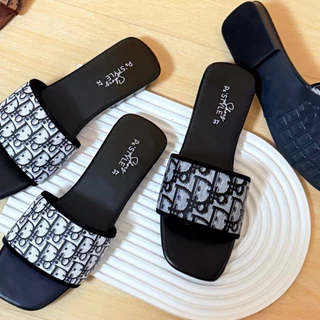 (13) มาใหม่ ✨ พร้อมส่ง (36-45) รองเท้าแตะสวมลำลองผู้หญิง พร้อมส่ง