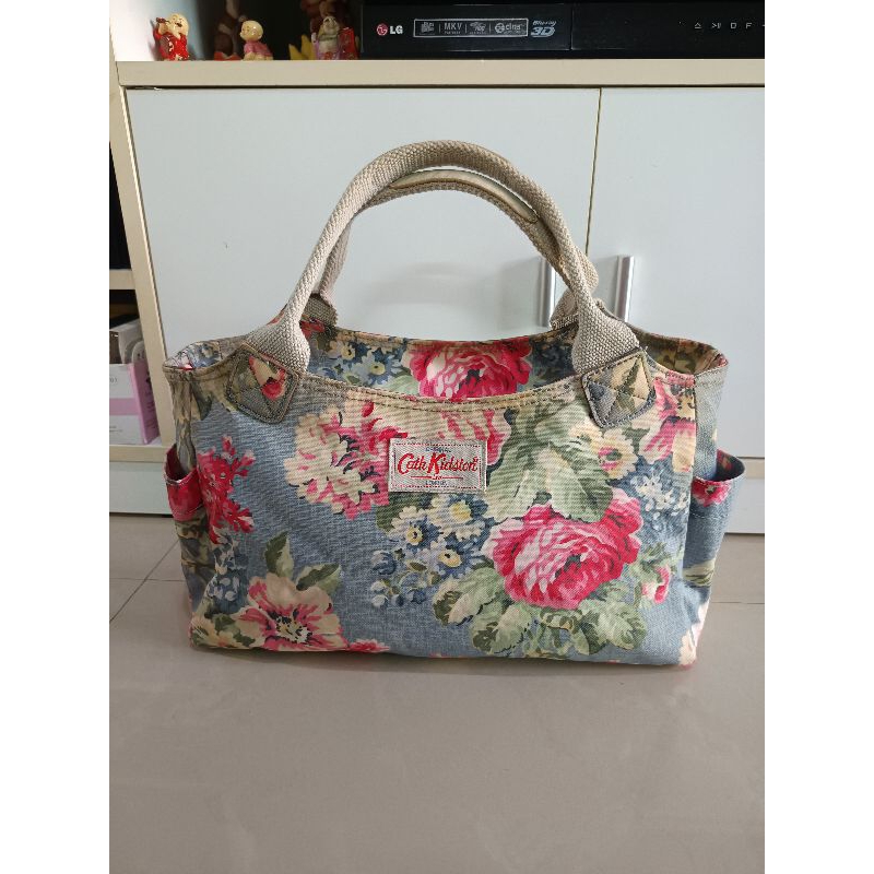 กระเป๋าถือcath kidstonแท้มือสอง