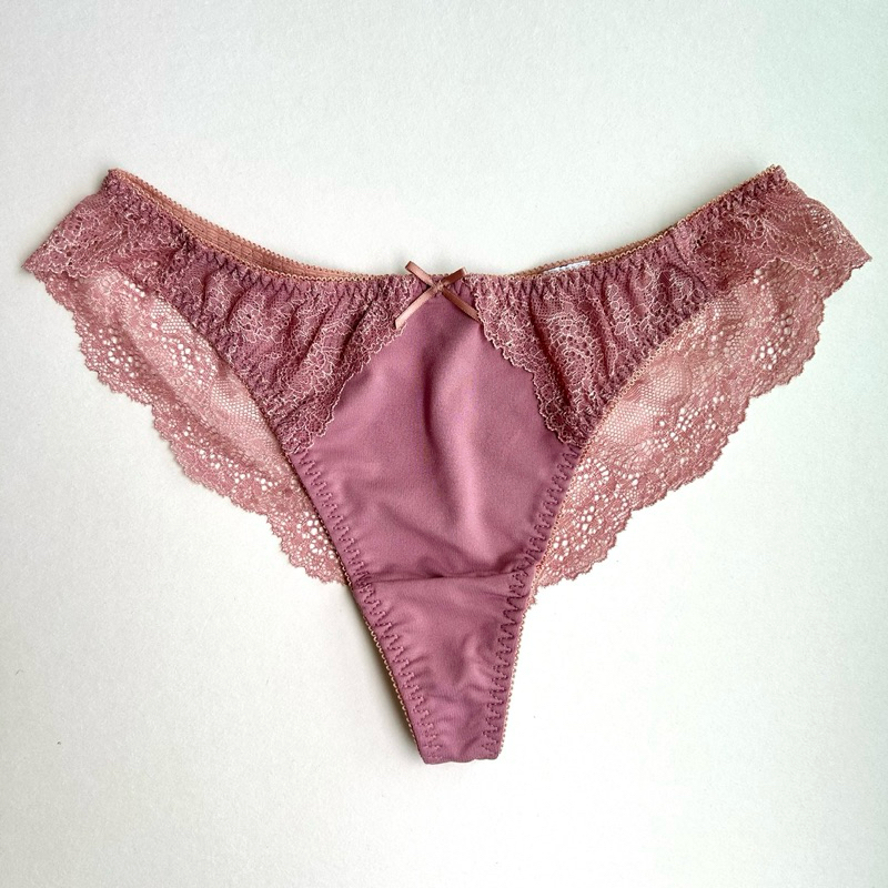 กางเกงในจีสตริง เเบรนด์ walcoal ด้านหลังลูกไม้ซีทรู เอว 24-26 ใหม่ตัดป้าย🇯🇵 WC13