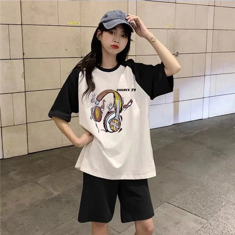 เสื้อยืดสวยๆผู้หญิงที่กําลังฮิต  oversize เสื้อผ้าแฟชั่นไซส์ใหญ่น่ารัก เสื้อโอเวอร์ไซส์เกาหลี สีทูโทน พิมพ์ลายวินเทจ thumbnail 5