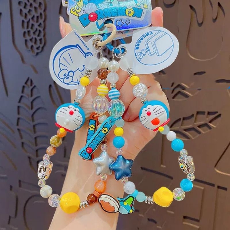 สายห้อยโทรศัพท์ Doraemon สินค้าลิขสิทธิ์​แท้​  คล้องโทรศัพท์ เป็นพวงกุญแจได้​ มี​ ​​2 สี​ ฟ้า ขาว​ ราคา 149 บาท   – โปรปัง