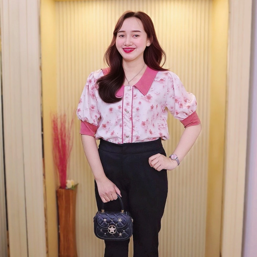 Richstyle J62 เสื้อเบลาส์สาวอวบ คอปกแขนสั้นลายดอกไม้ thumbnail 3