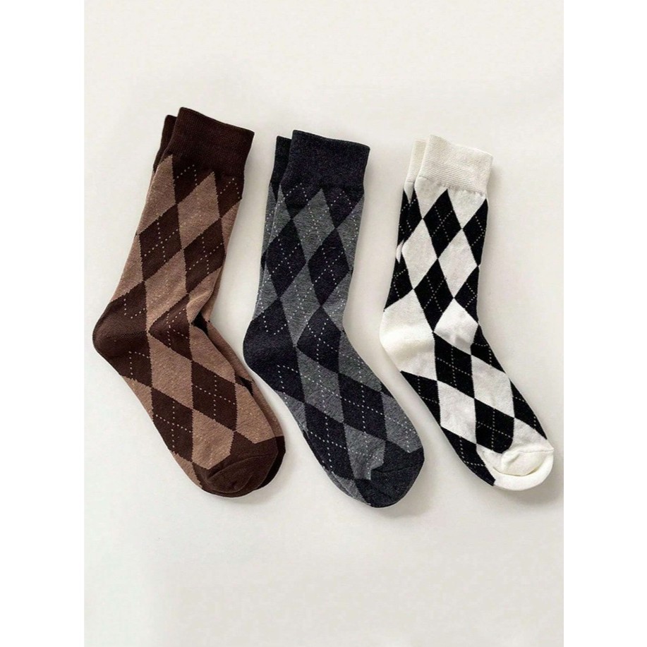 KYM.vibes - tartan sock ถุงเท้าลายสก็อต old money