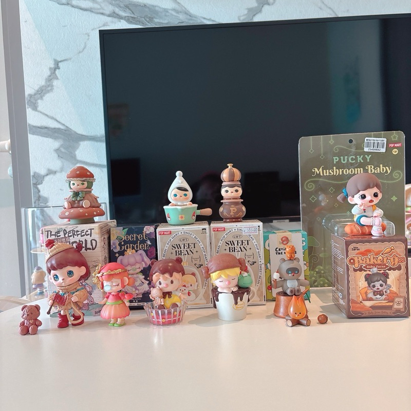 Art toy มือสอง แกะตัวนอนตู้ ของแท้