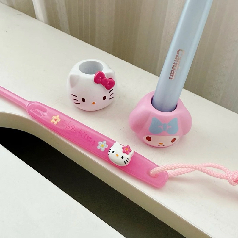 มุมแปรงฟันต้องน่ารัก ที่วางแปรงสีฟัน Sanrio เติมความคิ้วท์ให้ห้องน้ำ รีบสอยก่อนหมด!