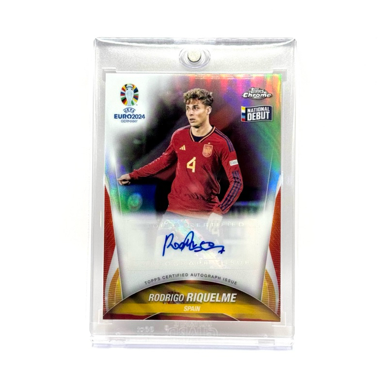 Topps Chrome UEFA Euro 2024 Rodrigo Riquelme Chrome Autograph